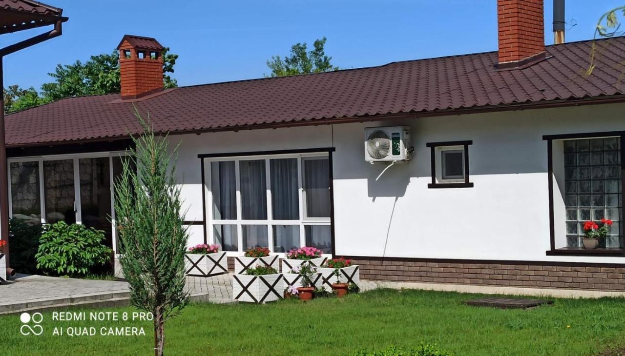 Экодом Hotel Bilhorod-Dnistrovsʼkyy Buitenkant foto